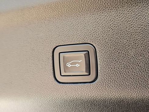 Used 2024 Cadillac Escalade ESV Sport Platinum image 30