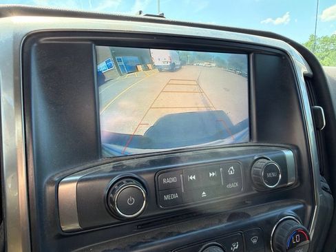 Used 2018 Chevrolet Silverado 1500 LT w/ All Star Edition AWD/4WD image 11