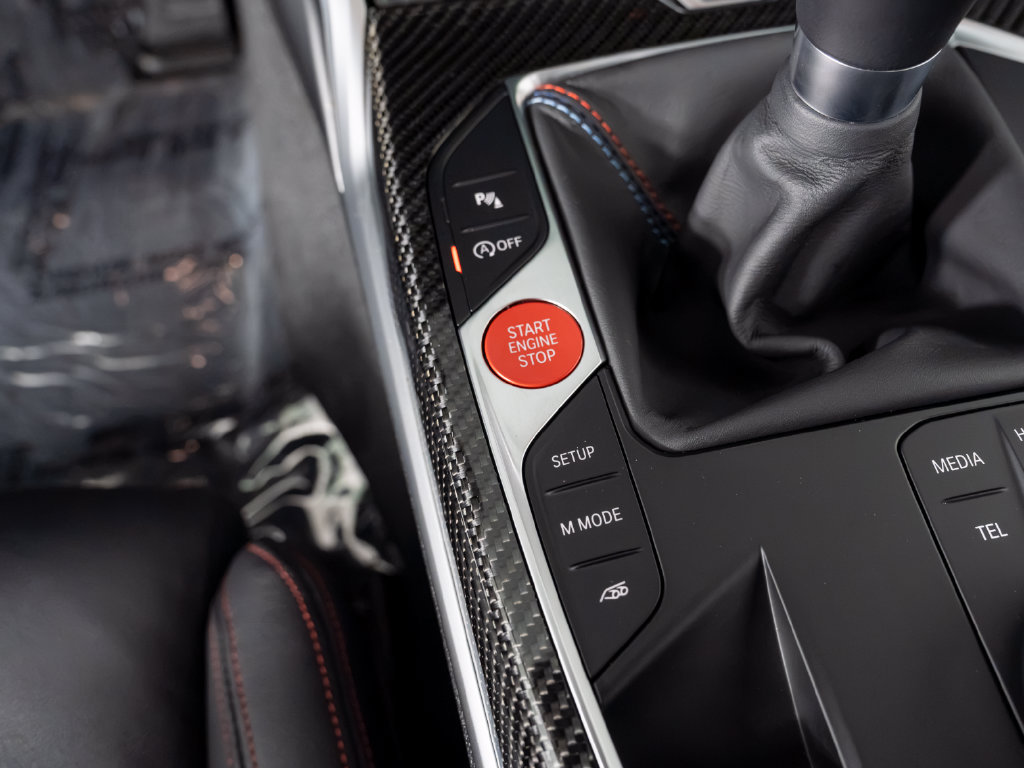 Used 2026 BMW M2 w/ Lighting Package RWD image 32