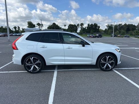 Used 2023 Volvo XC60 B5 Ultimate w/ Protection Package Premier FWD image 4