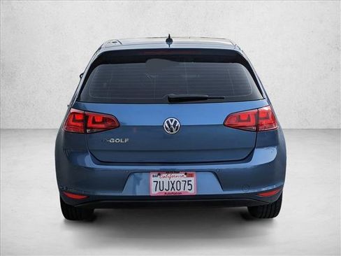 Used 2016 Volkswagen e-Golf SEL Premium w/ Driver Assistance Package image 7