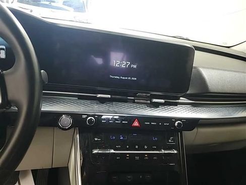 Used 2022 Kia Carnival SX Prestige FWD image 8