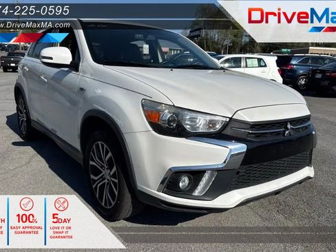 Used 2018 Mitsubishi Outlander Sport SE AWD/4WD image 1