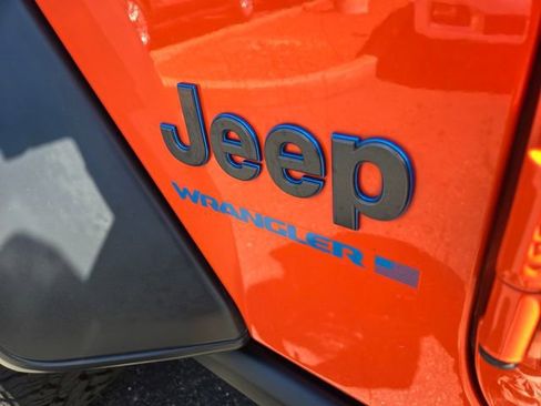 Used 2023 Jeep Wrangler Unlimited w/ Cold Weather Group AWD/4WD image 10