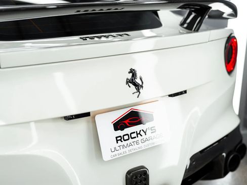 Used 2015 Ferrari F12 Berlinetta image 20