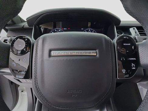 Used 2022 Land Rover Range Rover Sport HSE Silver Edition image 11