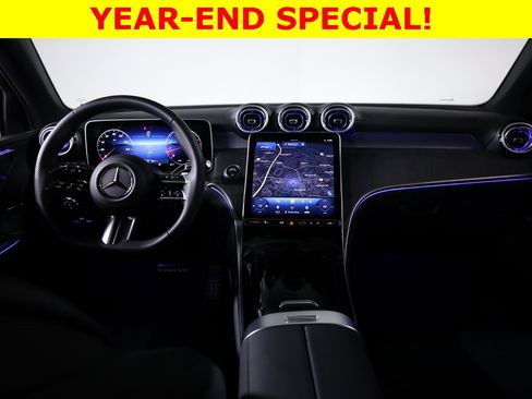 Used 2025 Mercedes-Benz GLC 300 4MATIC image 30