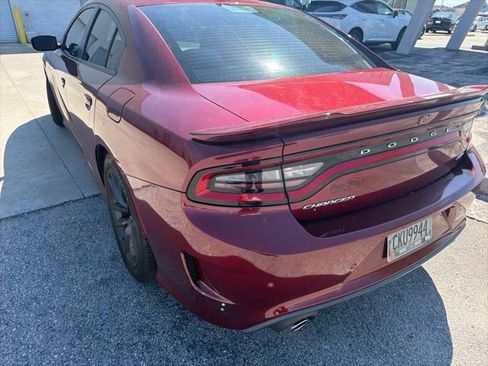 Used 2019 Dodge Charger GT w/ Performance Handling Group image 11