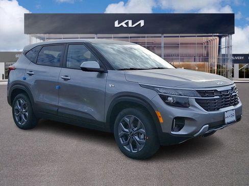 New 2026 Kia Seltos LX image 1