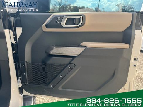 Used 2023 Ford Bronco Wildtrak image 31