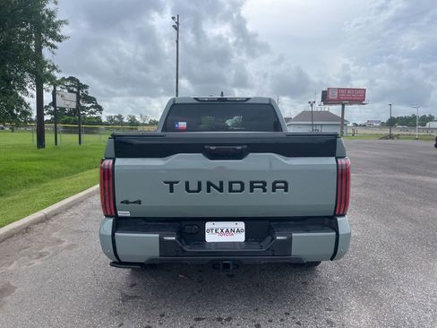 Used 2024 Toyota Tundra Platinum AWD/4WD image 6
