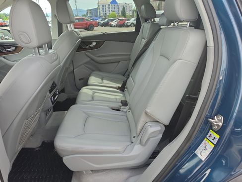 Used 2018 Audi Q7 3.0T Prestige w/ Prestige Package AWD/4WD image 11