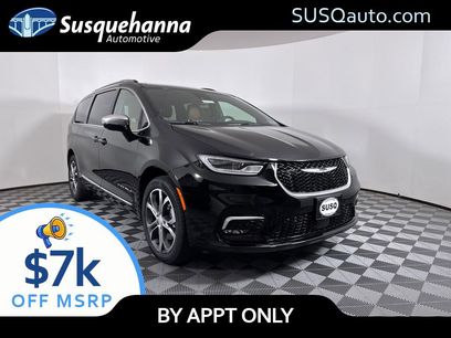 New 2026 Chrysler Pacifica Pinnacle