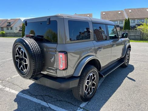 Used 2025 Ford Bronco Outer Banks AWD/4WD image 12