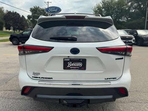 Used 2023 Toyota Highlander Limited AWD/4WD image 6