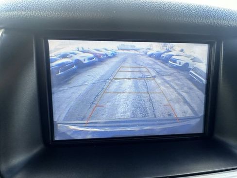 Used 2018 GMC Yukon SLE w/ Convenience Package image 28