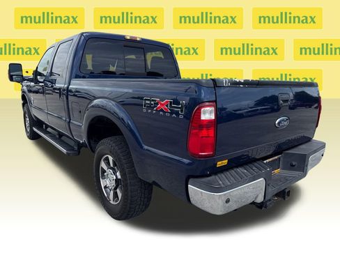 Used 2011 Ford F250 Lariat w/ Lariat Interior Pkg AWD/4WD image 8
