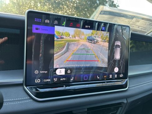 New 2026 Volkswagen Tiguan SE R-Line FWD image 36