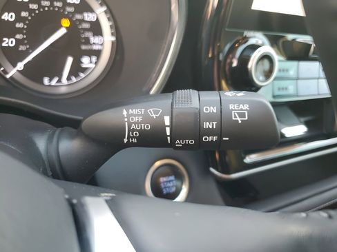 Used 2020 Toyota Highlander Platinum image 38