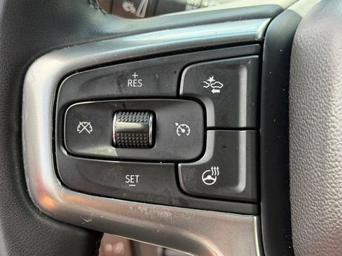 Used 2023 Chevrolet Suburban Premier w/ Premium Package RWD image 22