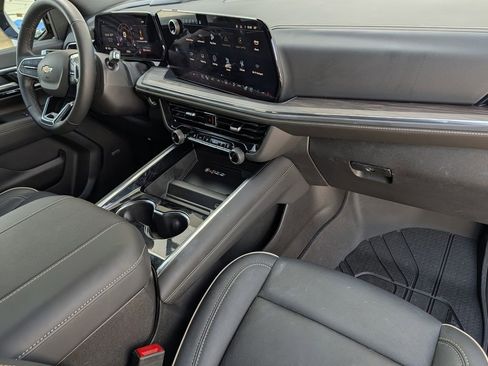 Used 2025 Chevrolet Tahoe Premier image 35