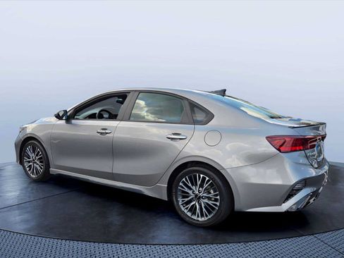 Used 2022 Kia Forte GT-Line FWD image 4