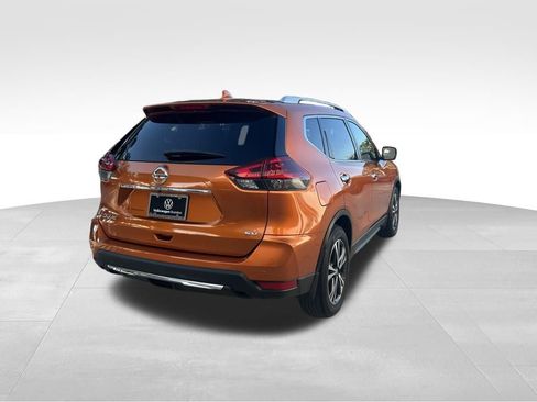 Used 2020 Nissan Rogue SV w/ Sun & Sound Touring Package image 5