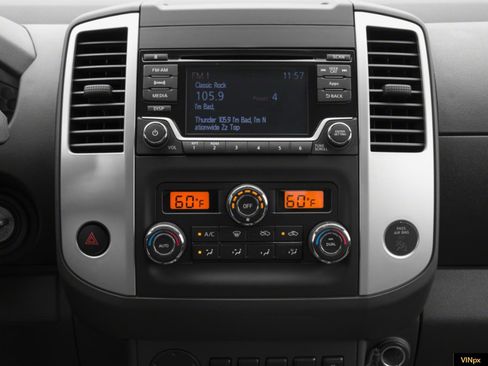 Used 2015 Nissan Frontier SV image 8