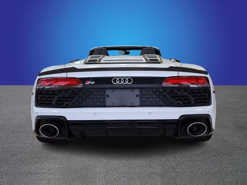 Used 2020 Audi R8 V10 w/ Carbon Exterior Package image 5