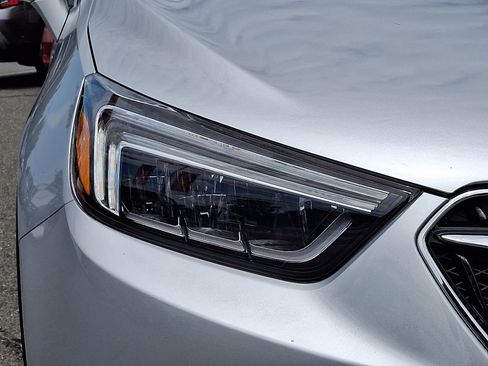 Used 2019 Buick Encore Essence AWD/4WD image 10