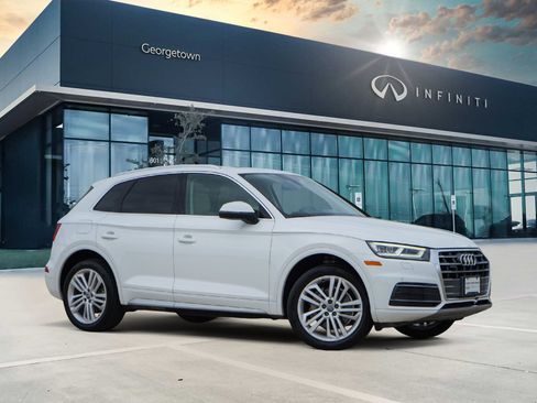 Used 2018 Audi Q5 2.0T Premium Plus w/ Premium Plus Package image 1