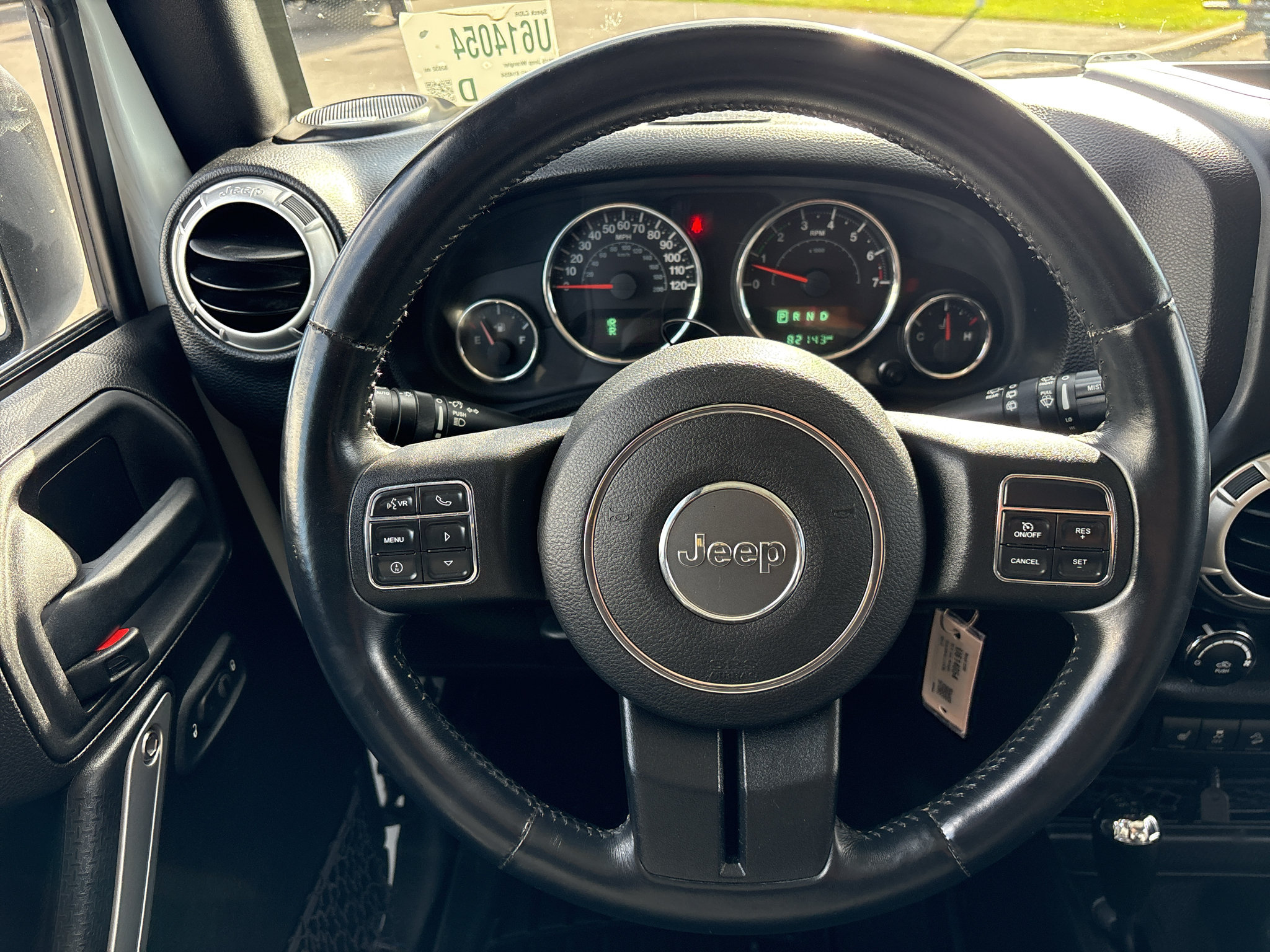 Used 2015 Jeep Wrangler Sahara w/ Connectivity Group AWD/4WD image 17