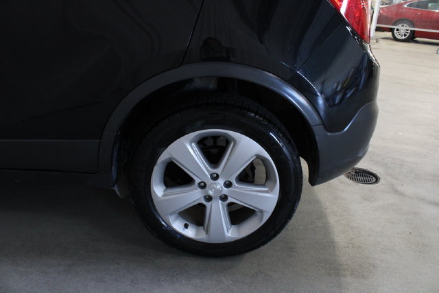 Used 2016 Buick Encore Convenience AWD/4WD image 27