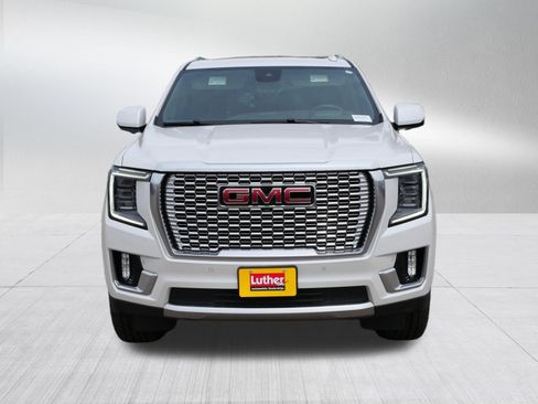 Used 2023 GMC Yukon XL Denali w/ Denali Reserve Package AWD/4WD image 2