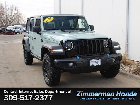 Used 2023 Jeep Wrangler Unlimited w/ Cold Weather Group image 3