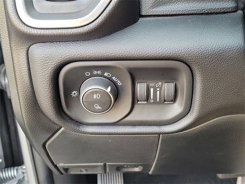 Used 2024 RAM 2500 Laramie image 25