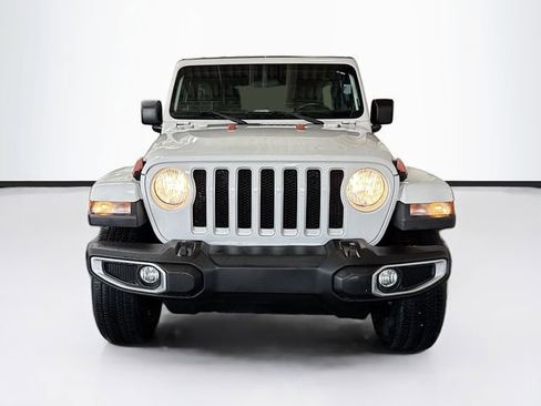 Used 2020 Jeep Wrangler Unlimited Sahara AWD/4WD image 4