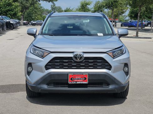 Certified 2021 Toyota RAV4 XLE w/ Convenience Package FWD image 8