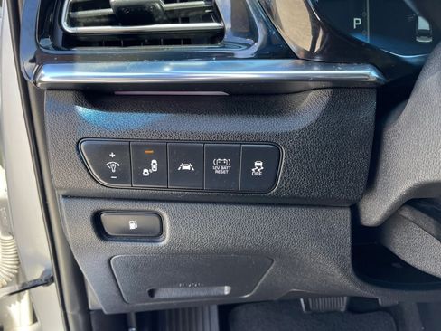Used 2020 Kia Niro EX Premium w/ Paint Protection Package FWD image 20