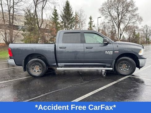 Used 2019 RAM 1500 Classic SLT w/ SLT Plus D￩cor Group AWD/4WD image 5