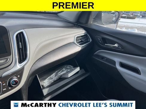 Used 2018 Chevrolet Equinox Premier image 36