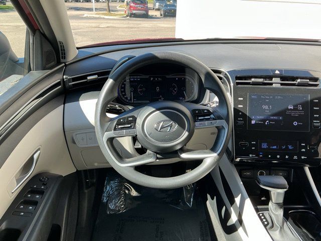 Certified 2024 Hyundai Tucson SEL FWD image 18