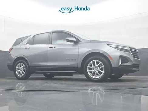 Used 2024 Chevrolet Equinox LT FWD image 27