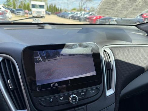 Used 2022 Chevrolet Malibu LS w/ Driver Confidence Package II FWD image 25