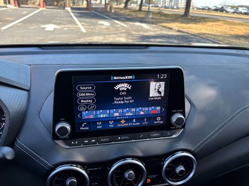 Used 2025 Nissan Sentra SV image 17