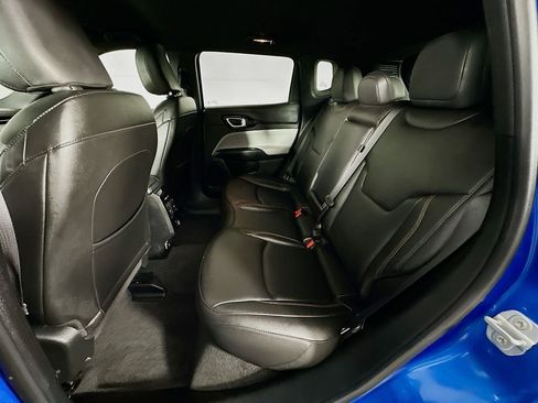 Certified 2024 Jeep Compass Limited image 33