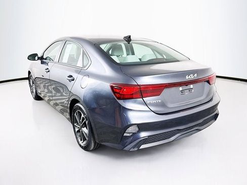 Certified 2023 Kia Forte LXS image 7