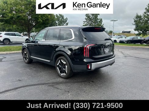 Certified 2023 Kia Telluride EX w/ EX Captain's Chair Package AWD/4WD image 6