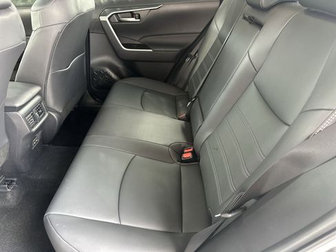 Used 2025 Toyota RAV4 XLE Premium image 25