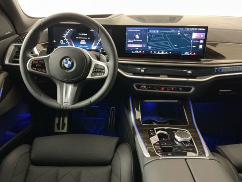 Certified 2024 BMW X5 xDrive40i w/ M Sport Package image 9